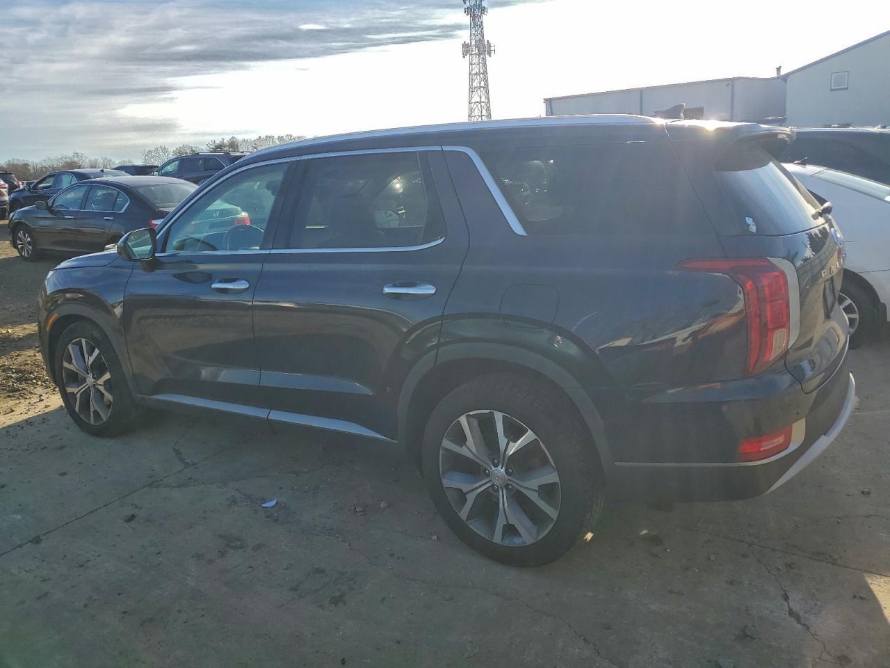 2020 Hyundai Palisade Sel - Image 2