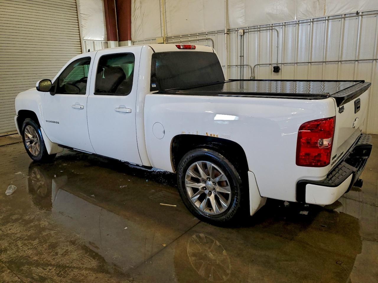 2012 Chevrolet Silverado K1500 Lt - Image 2