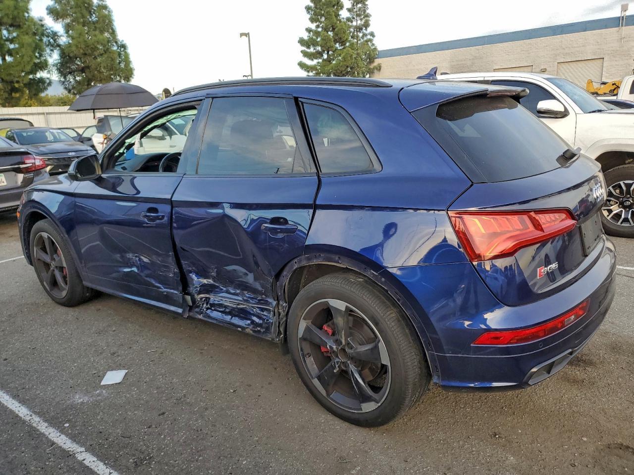 2019 Audi Sq5 Premium Plus - Фото 2