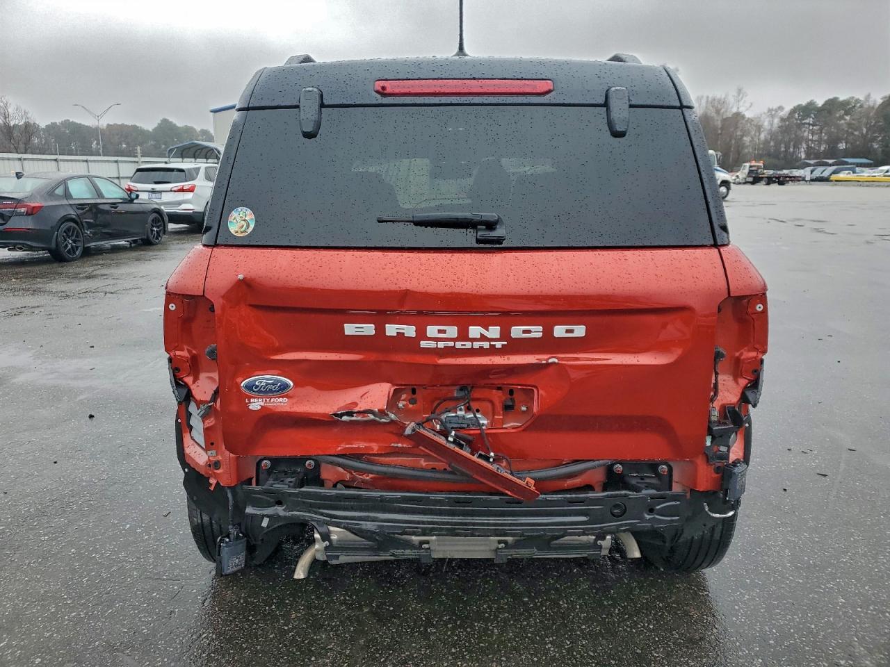 2024 Ford Bronco Sport Outer Banks - Фото 6