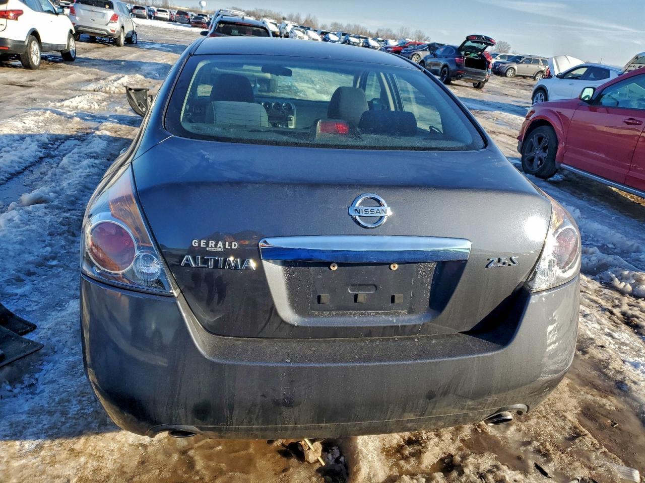 2010 Niss Altima - Фото 6