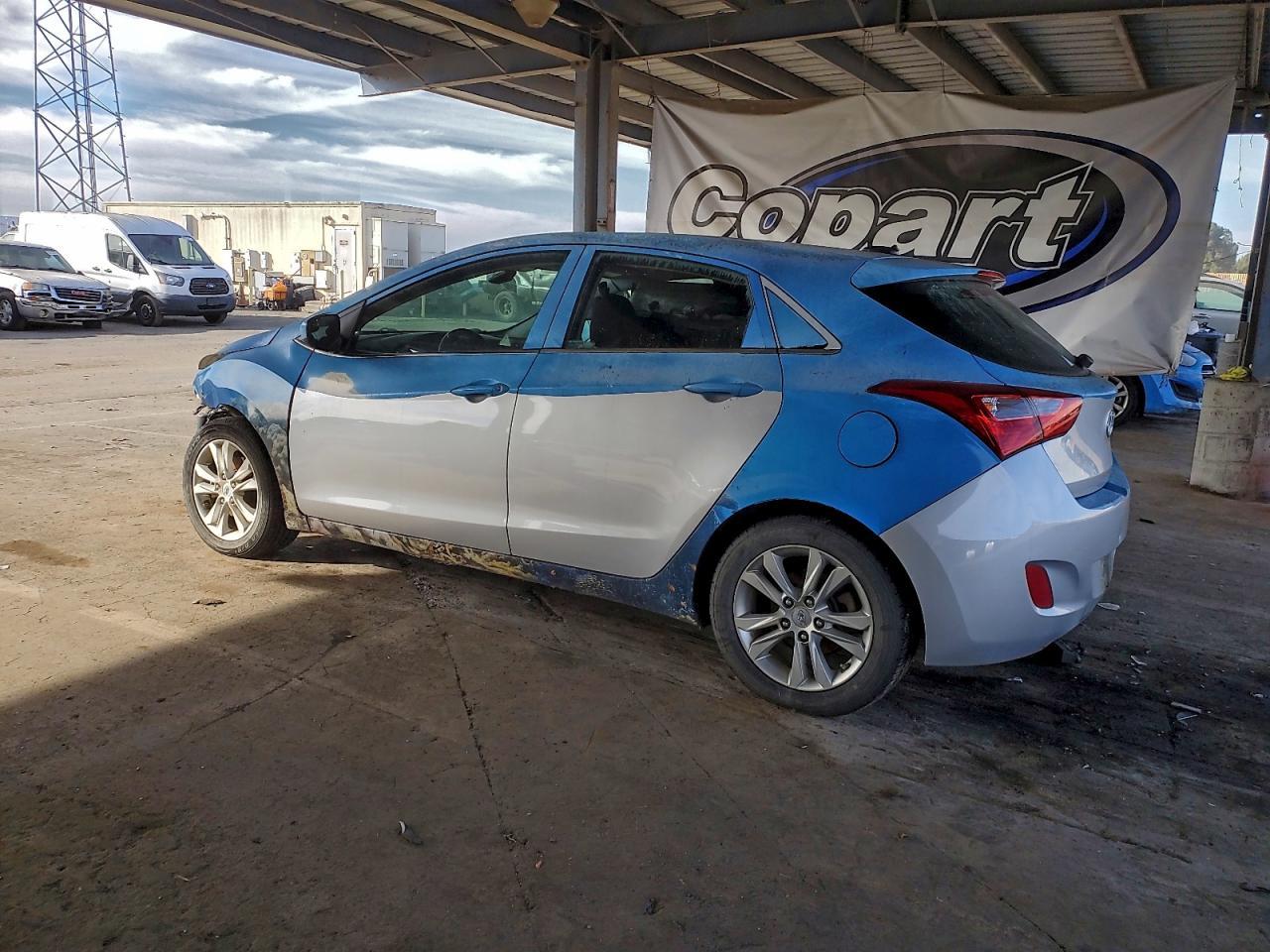 2016 Hyundai Elantra Gt - Фото 2