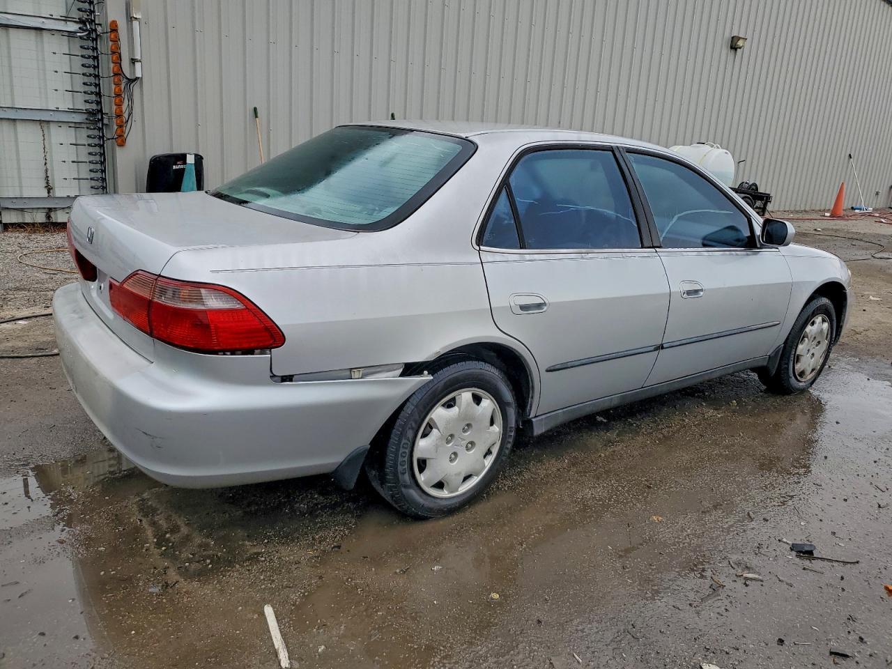 2000 Honda Accord Lx - Image 3