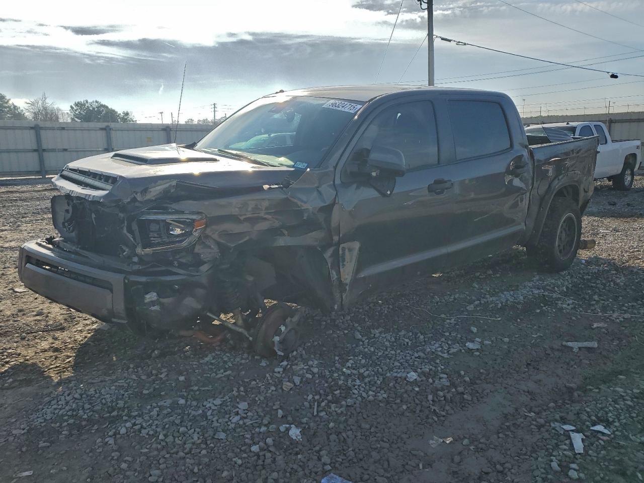 2018 Toyota Tundra Crewmax Sr5