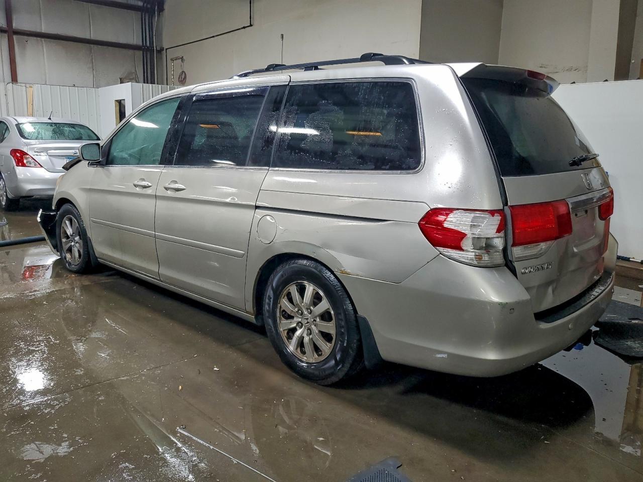 2008 Honda Odyssey Touring - Фото 2