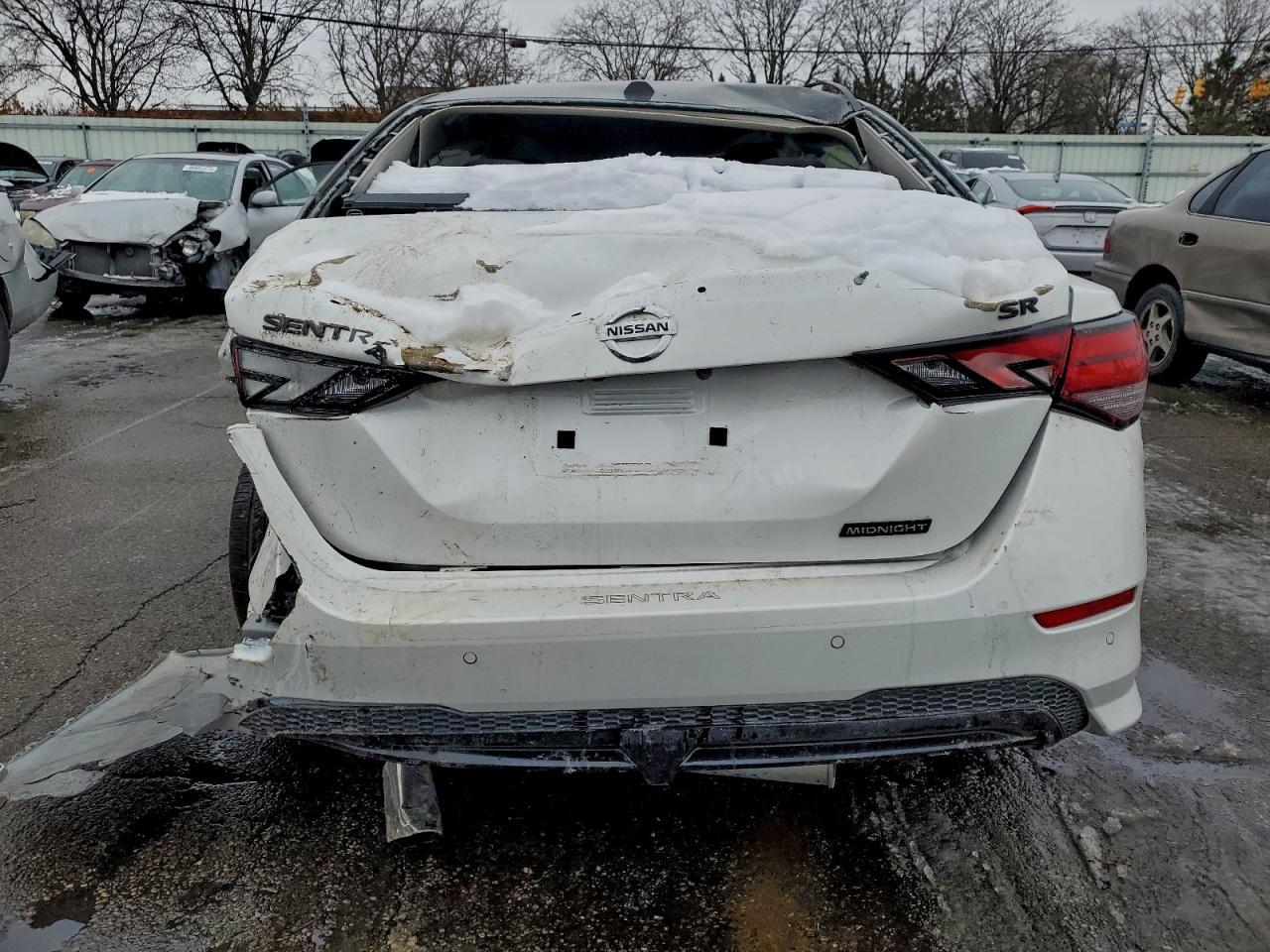 2023 Nissan Sentra Sr - Image 6