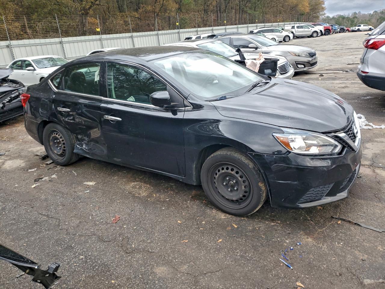 2018 Nissan Sentra S - Фото 4