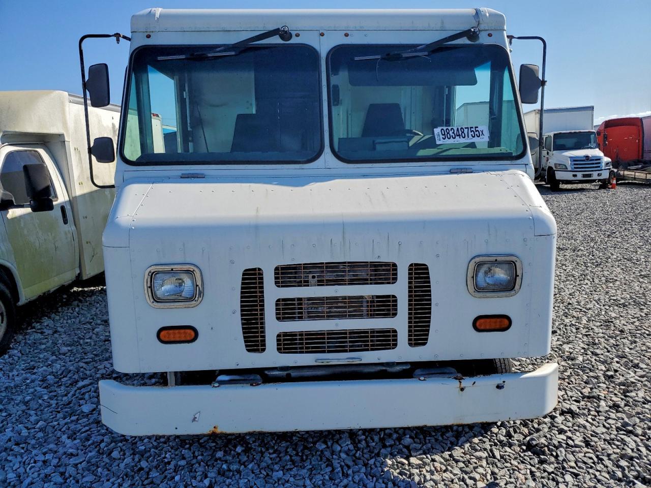 2016 Ford Econoline E350 Super Duty Stripped Chassis - Image 5