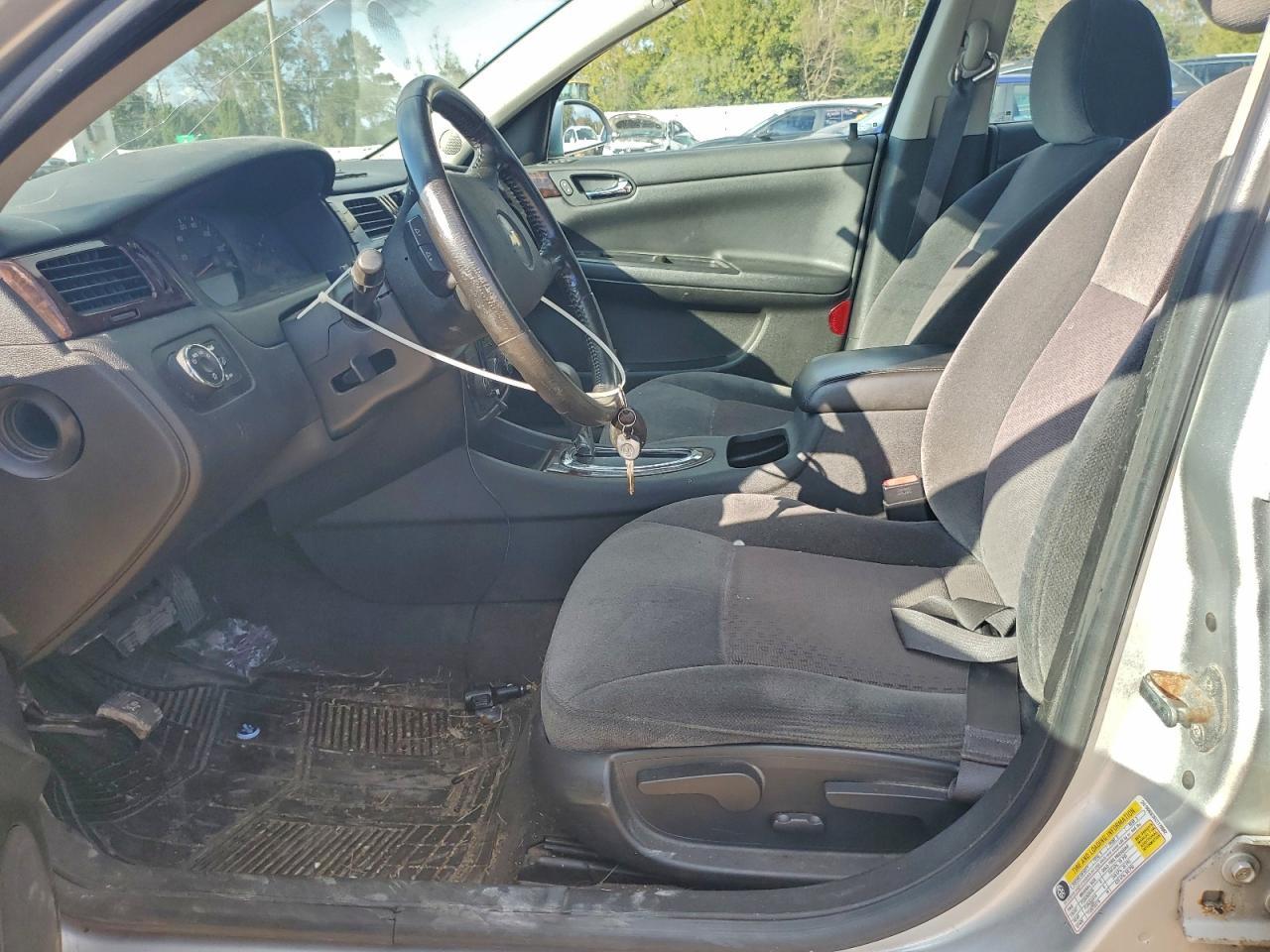 2012 Chevrolet Impala Ls - Image 7