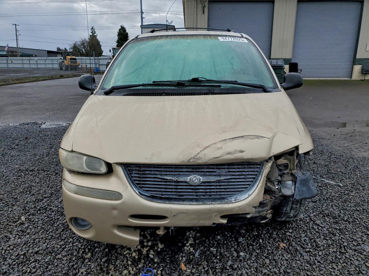 1999 Chrysler Town & Country Lx - Фото 5