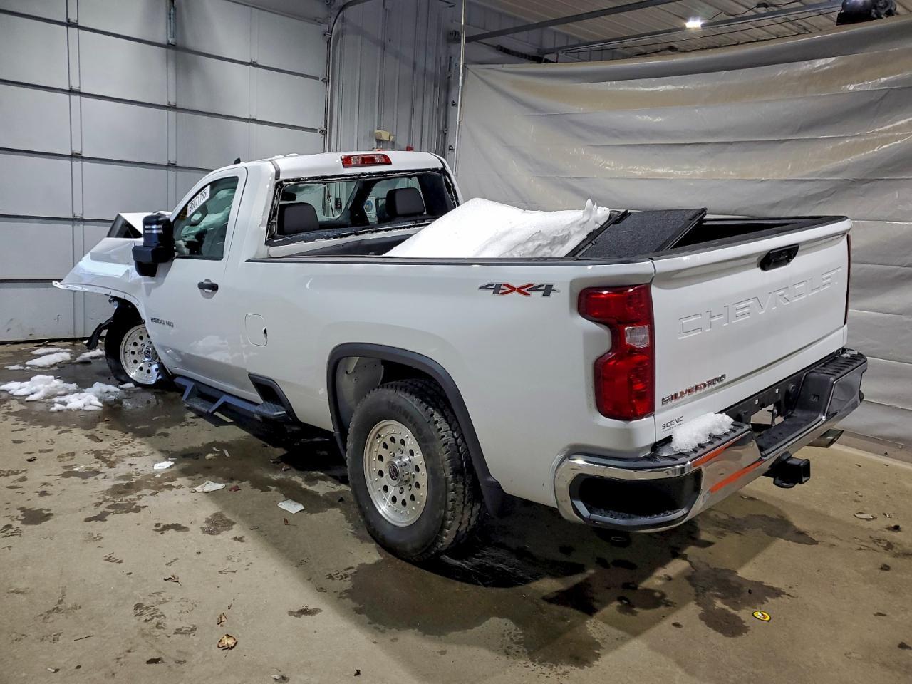 2024 Chevrolet Silverado K2500 Heavy Duty - Фото 2