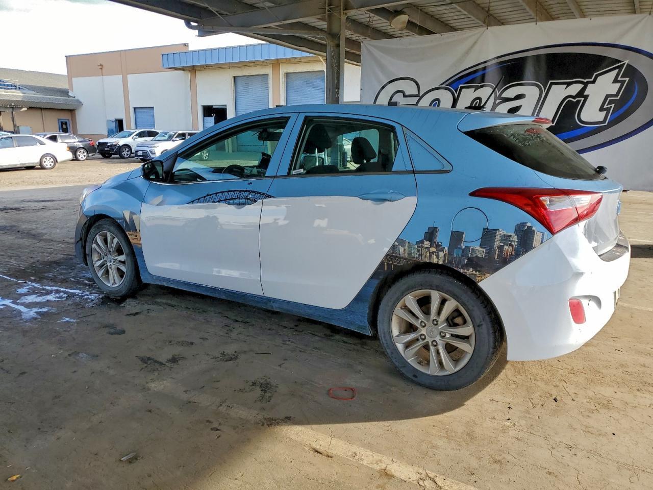 2017 Hyundai Elantra Gt - Фото 2