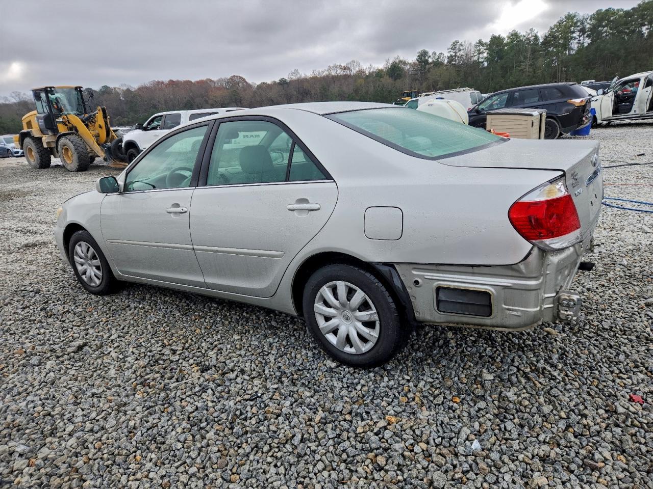 2005 Toyota Camry Le - Фото 2