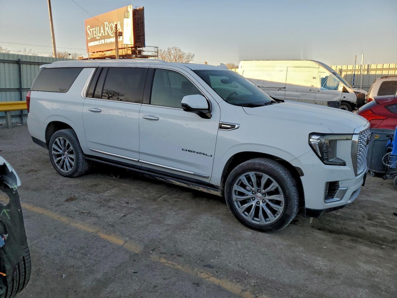 2021 GMC Yukon Xl Denali - Фото 4