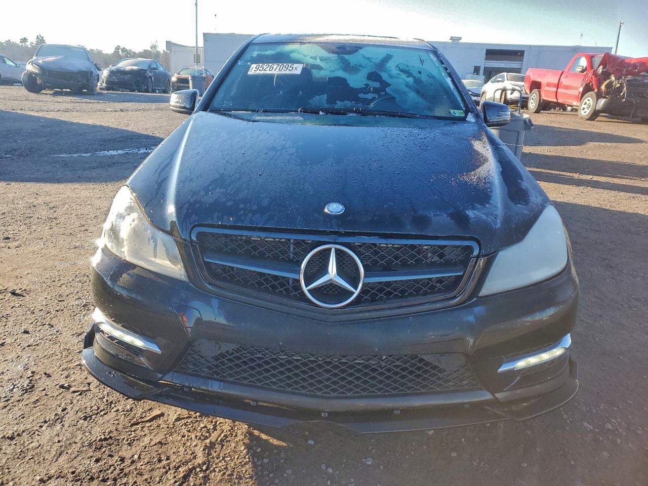 2013 Mercedes-Benz C 300 4Matic - Image 5