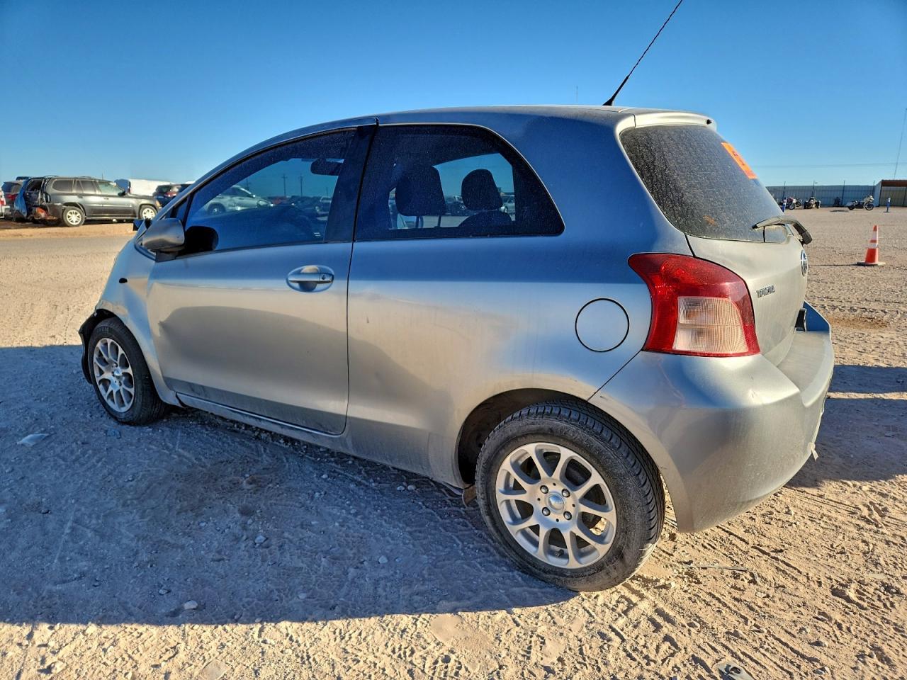2007 Toyota Yaris - Image 2