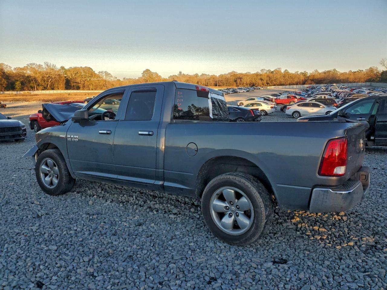 2014 Ram 1500 Slt - Image 2
