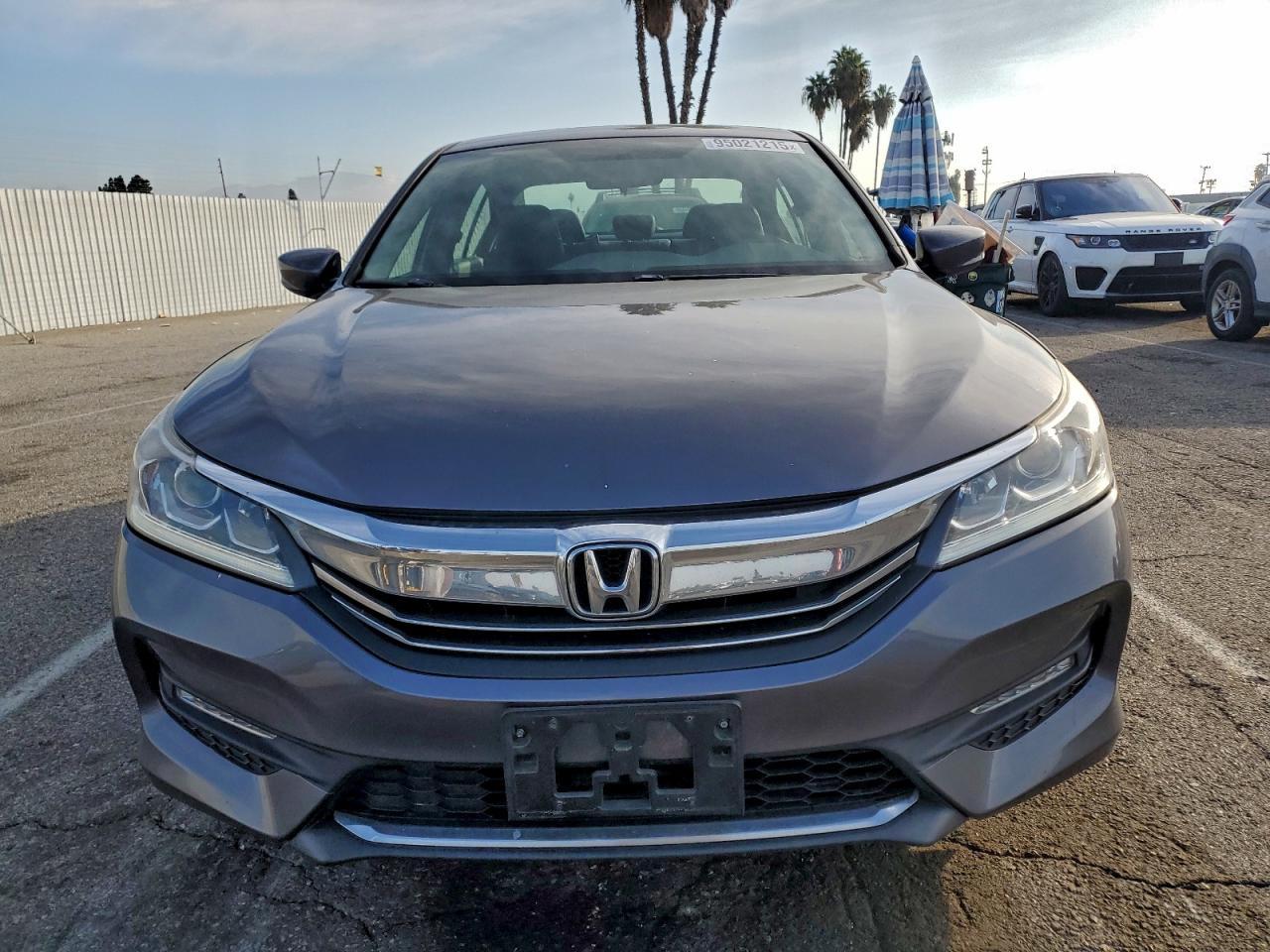 2016 Honda Accord Sport - Image 5