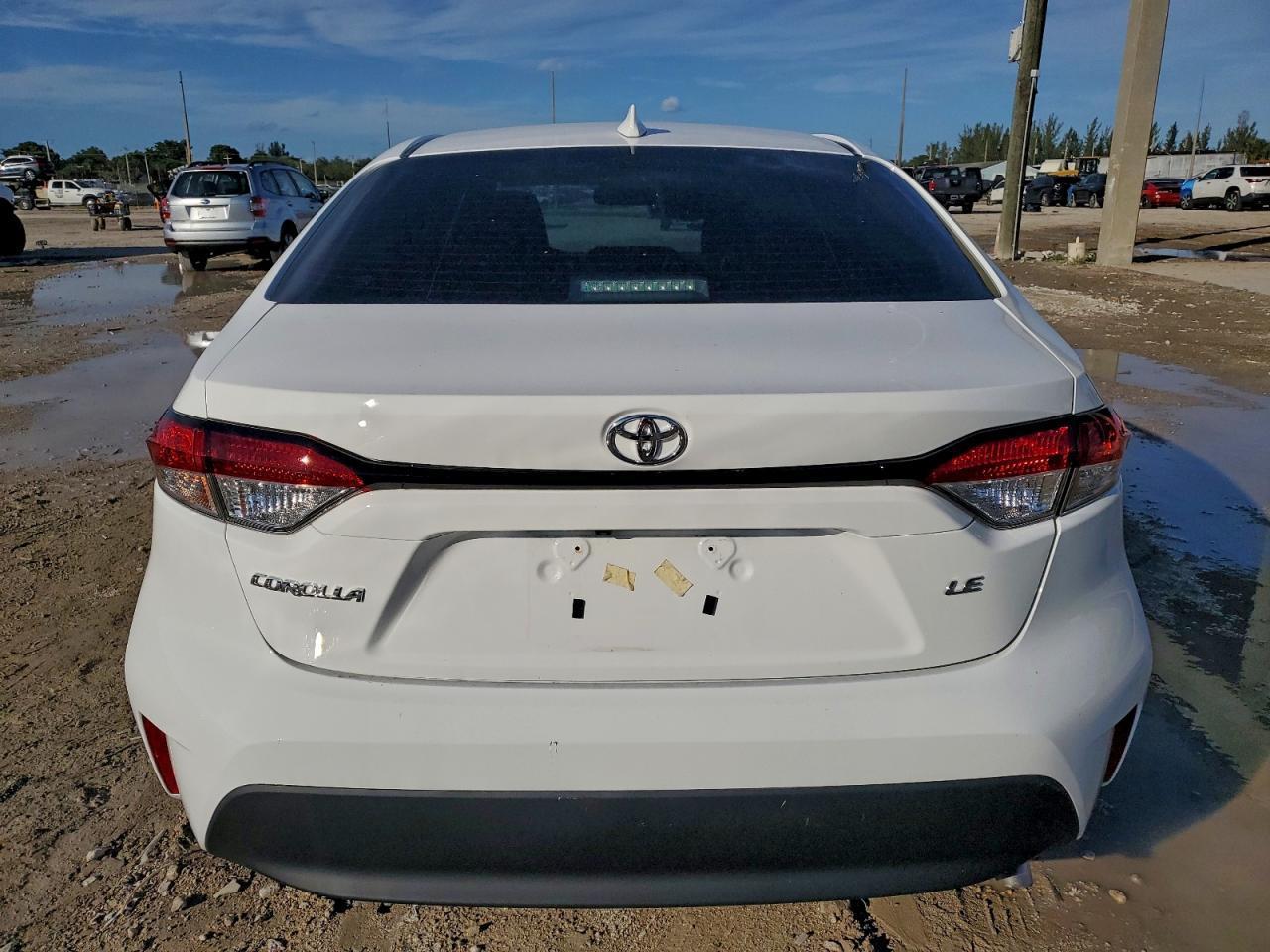 2025 Toyota Corolla Le - Фото 6