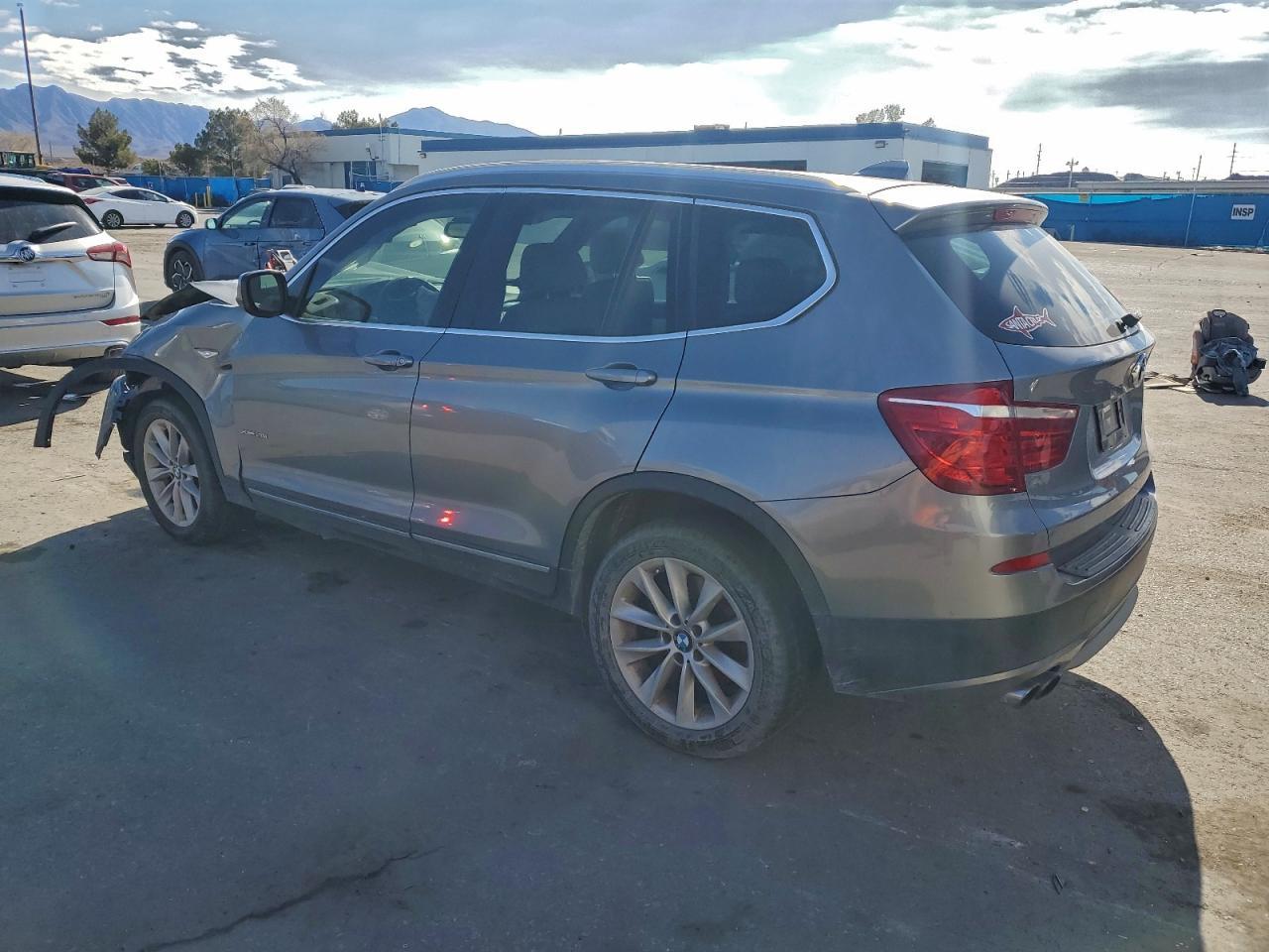 2013 BMW X3 xDrive28I - Image 2