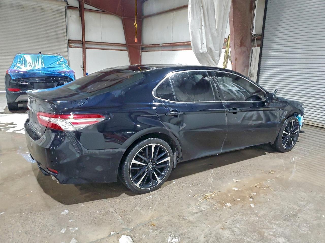 2018 Toyota Camry Xse - Фото 3