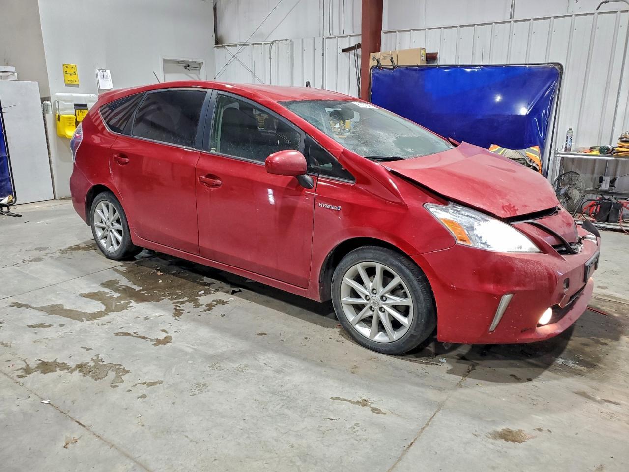 2013 Toyota Prius V - Фото 4