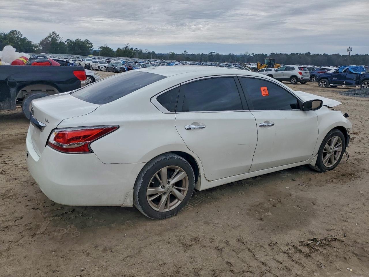 2015 Nissan Altima 2.5 - Image 3