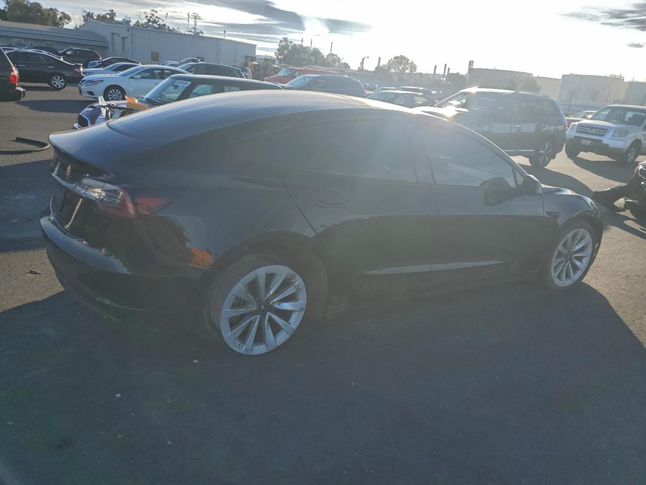 2022 Tesla Model 3 - Image 3
