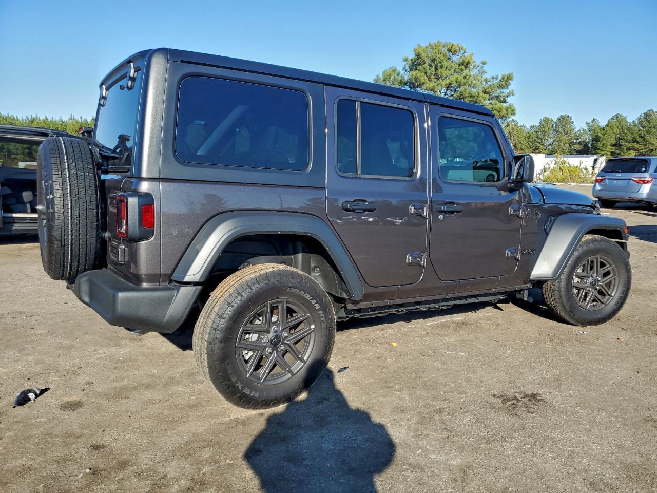 2025 Jeep Wrangler Sport - Image 3