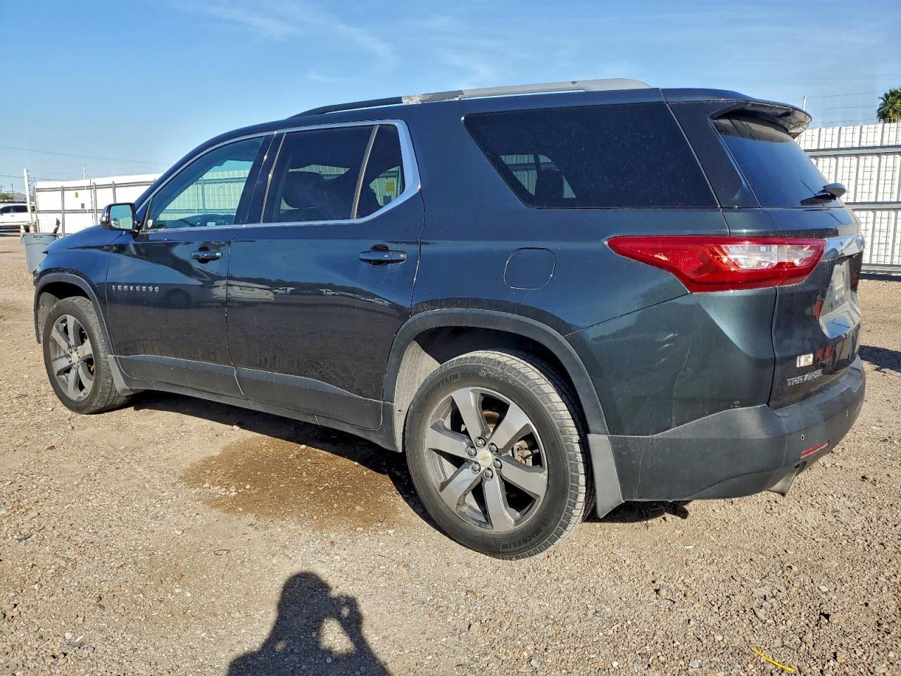 2018 Chevrolet Traverse Lt - Фото 2
