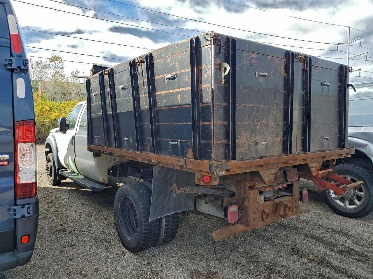 2015 Ford F450 Super Duty - Фото 2