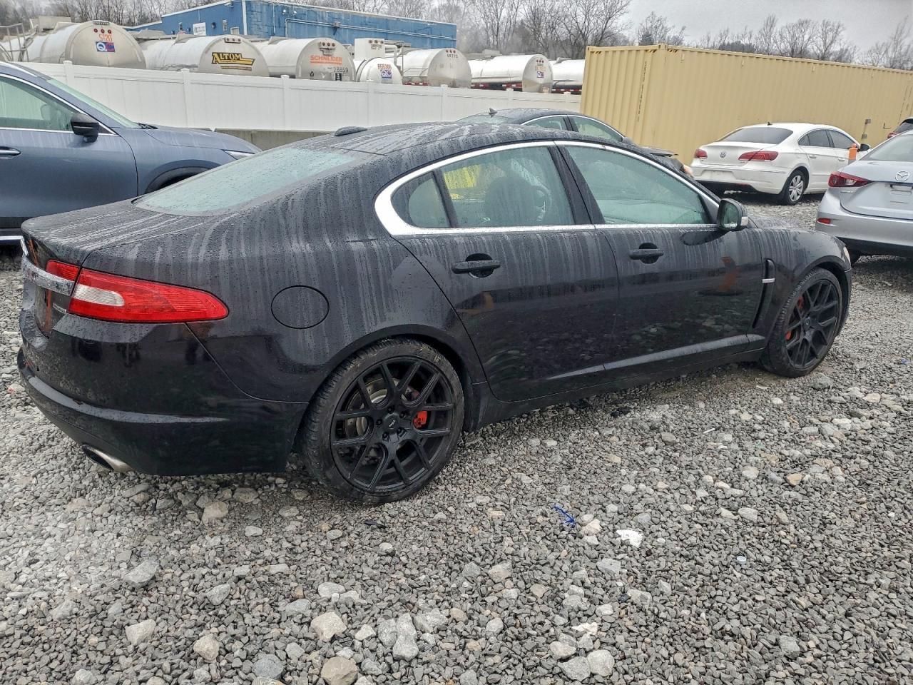 2009 Jaguar Xf Supercharged - Image 3