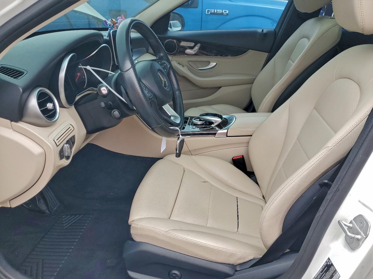 2016 Mercedes-Benz C 300 - Image 7