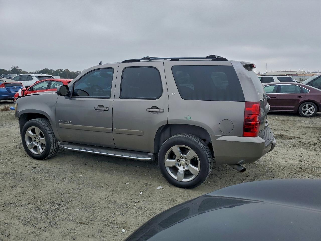 2007 Chevrolet Tahoe C1500 - Фото 2