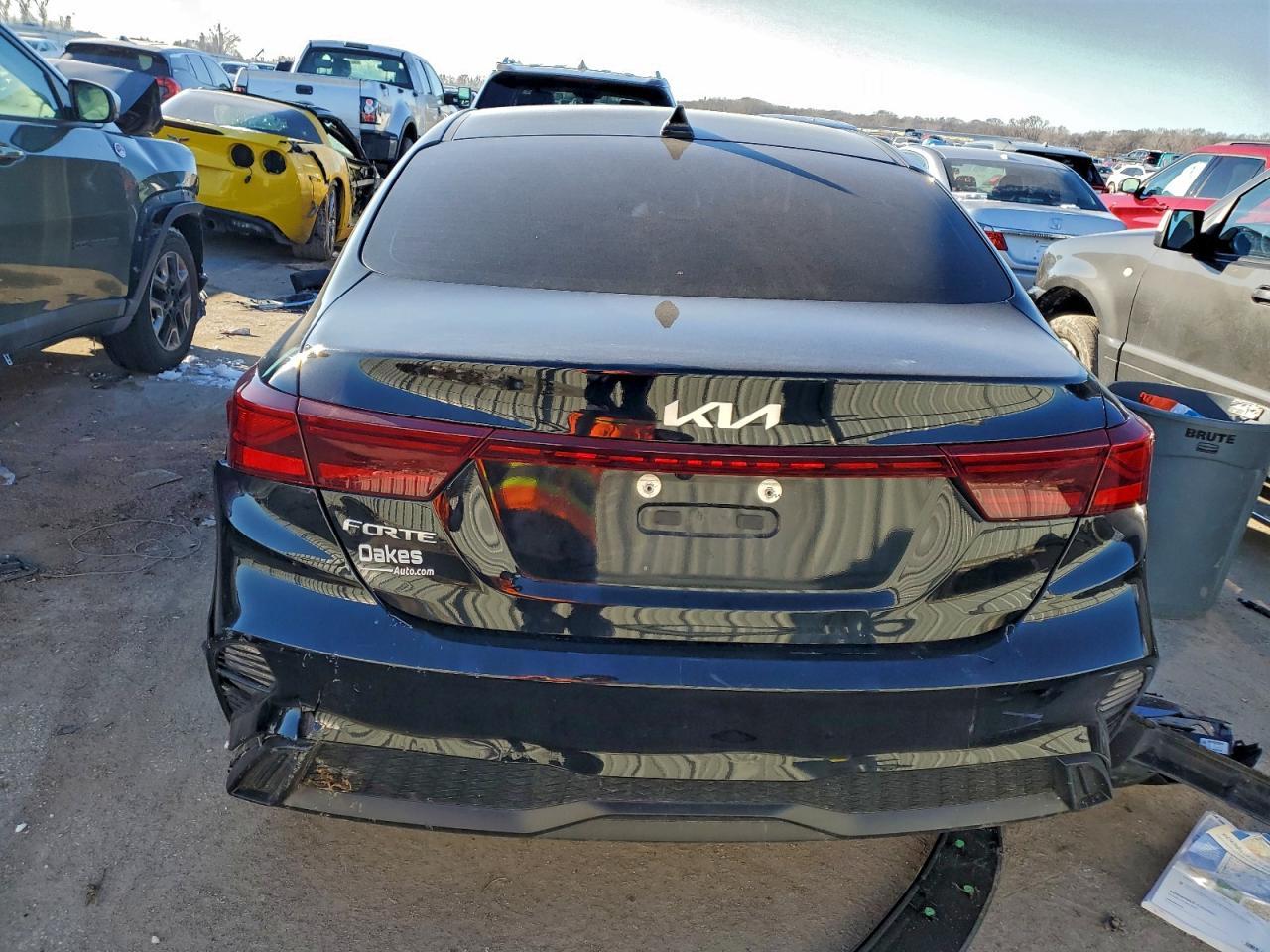 2023 Kia Forte - Фото 6