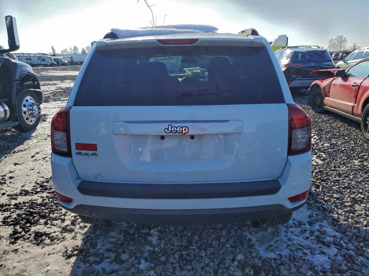 2015 Jeep Compass Sport - Фото 6