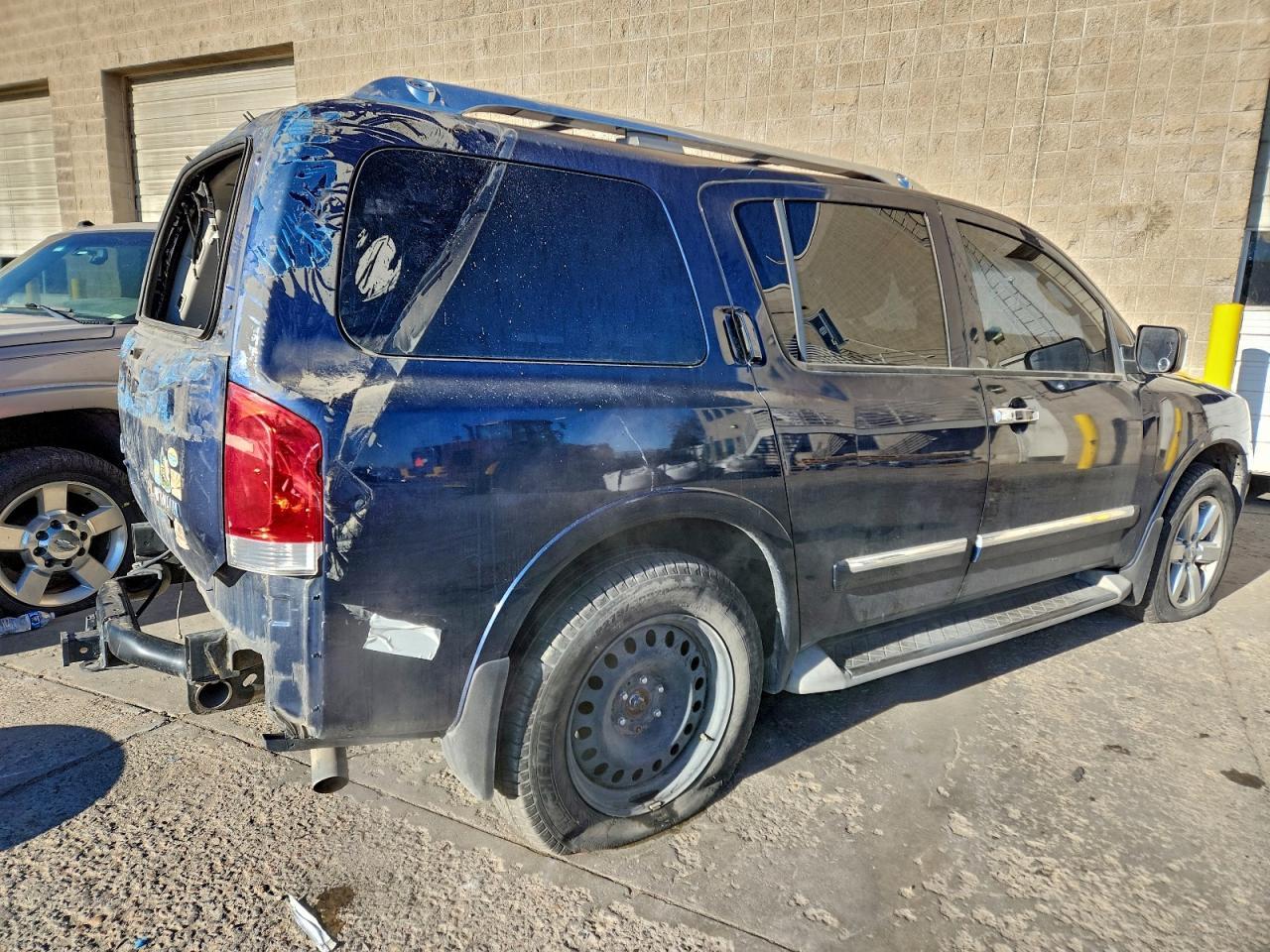 2011 Nissan Armada Platinum - Фото 3