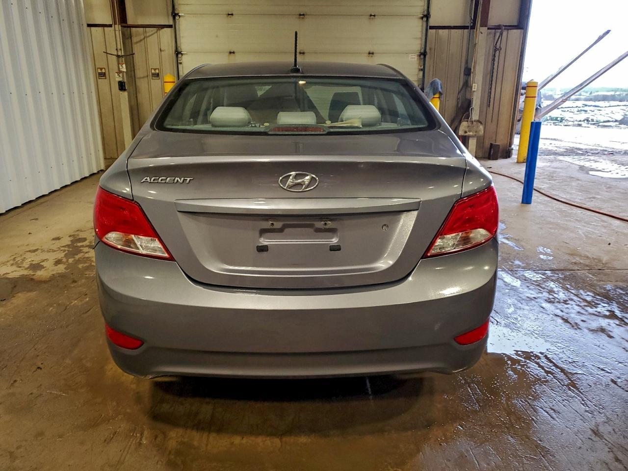 2017 Hyundai Accent Se - Фото 6