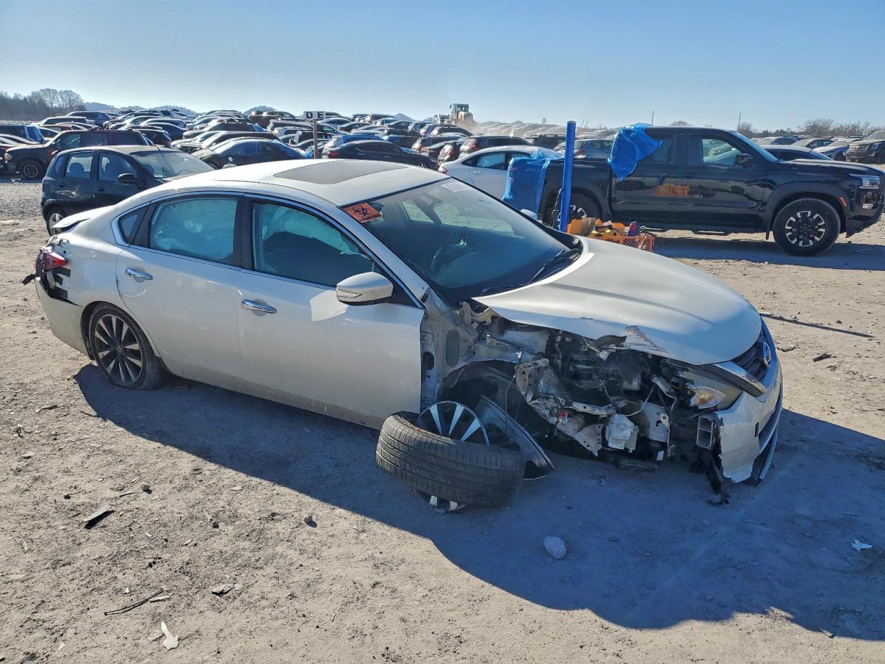 2017 Nissan Altima 2.5 - Image 4