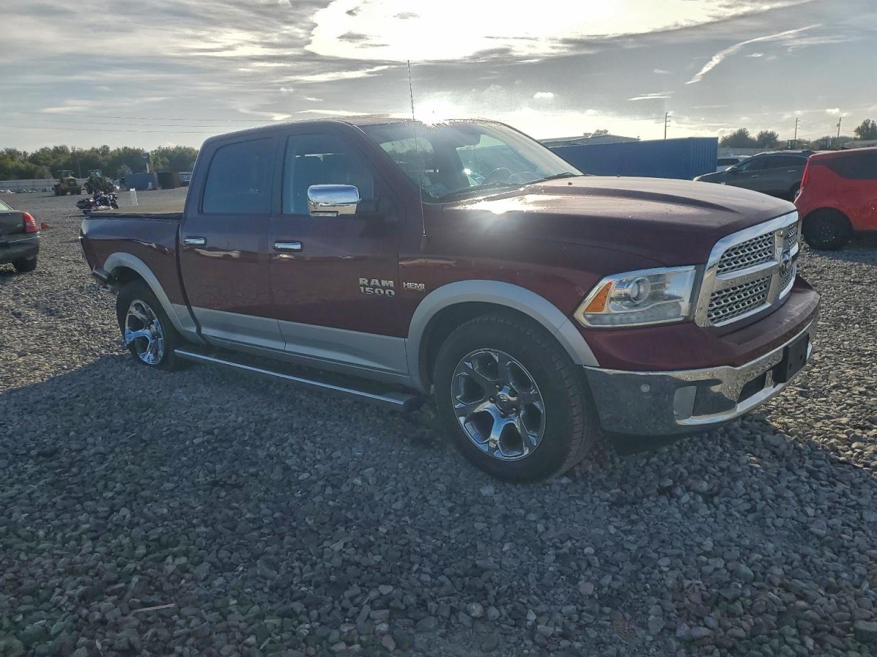 2016 Ram 1500 Laramie - Фото 4
