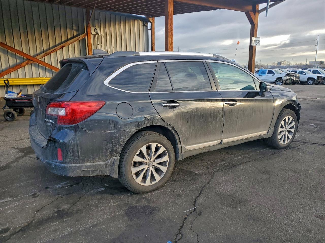 2017 Subaru Outback Touring - Фото 3