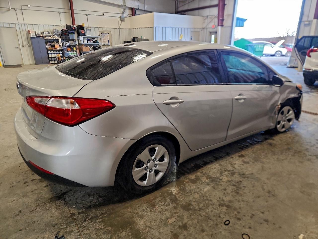 2016 Kia Forte Lx - Image 3