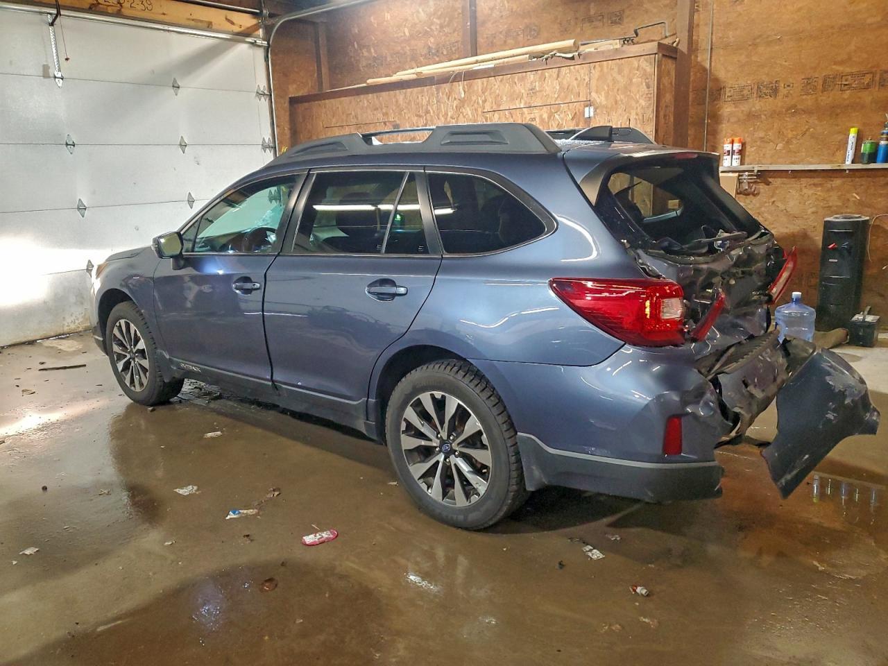 2016 Subaru Outback - Фото 2