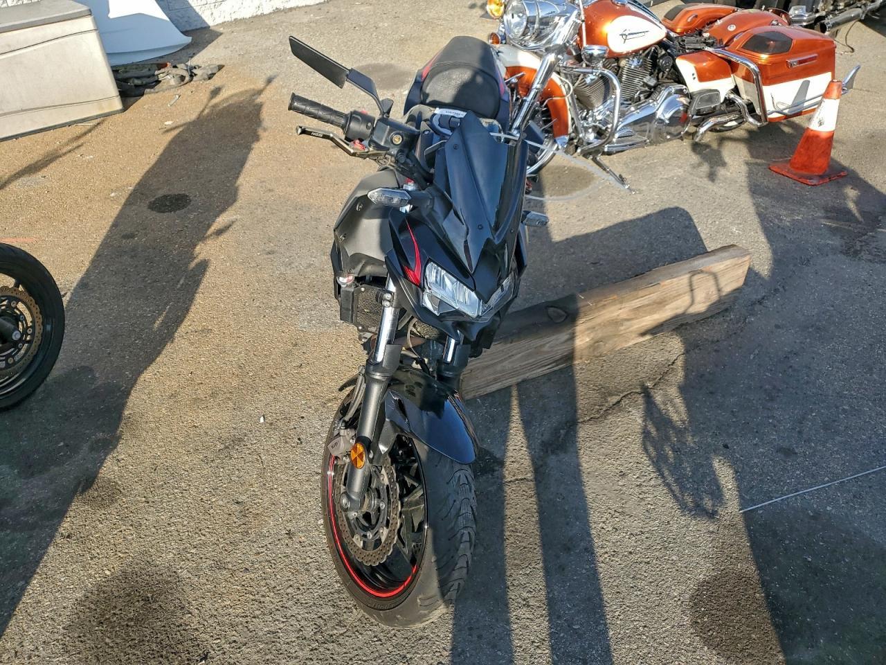 2023 Kawasaki Er650 P - Image 2