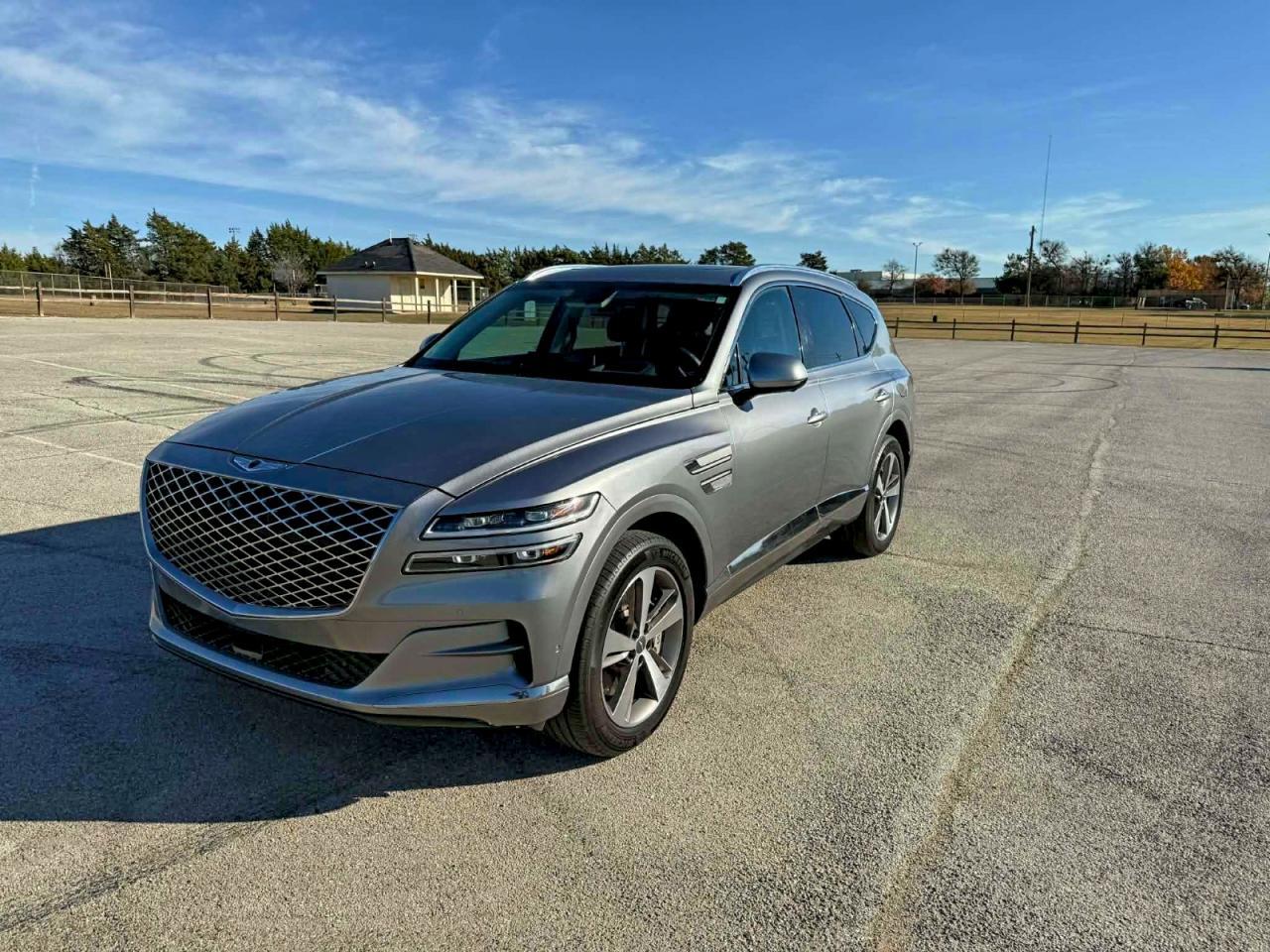 2023 Genesis Gv80 Base - Image 2