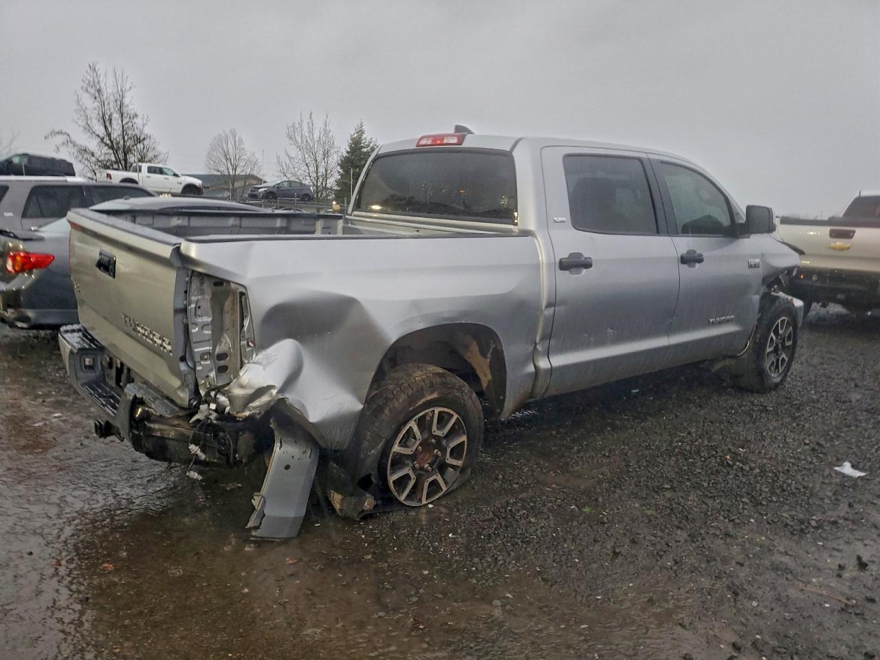 2021 Toyota Tundra Crewmax Sr5 - Фото 3