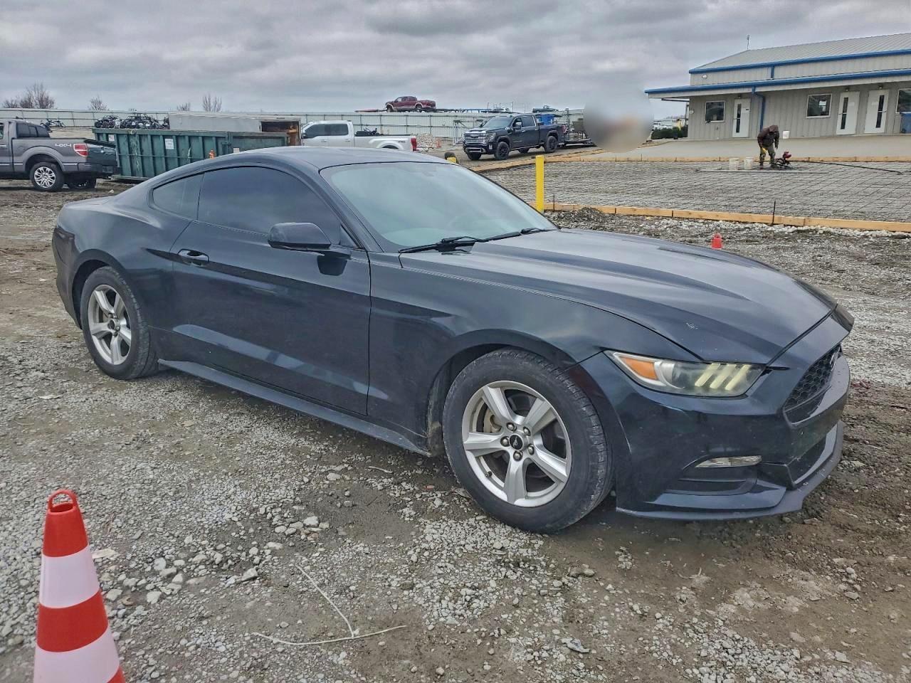 2016 Ford Mustang - Image 4