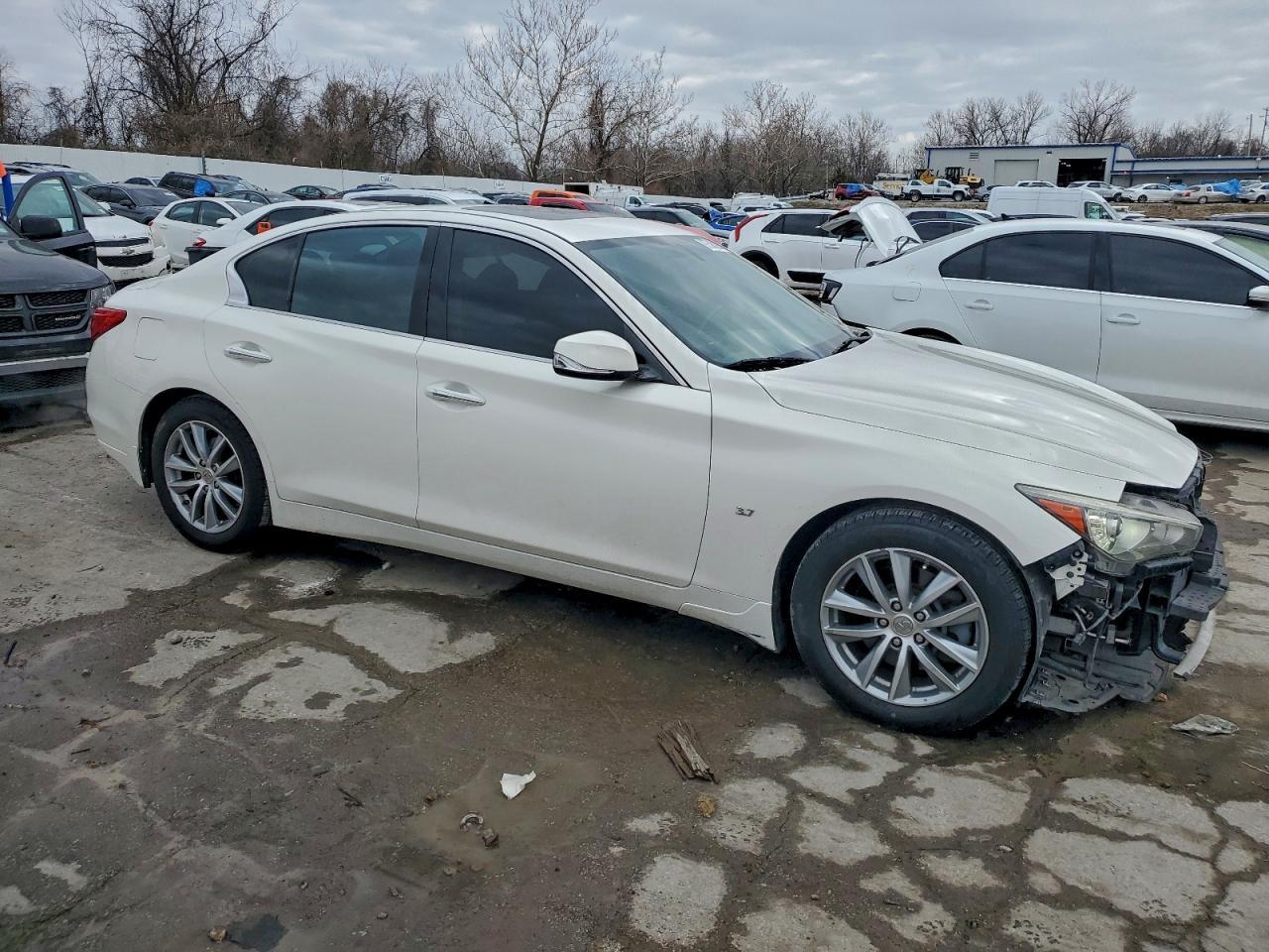 2015 Infiniti Q50 Base - Фото 4