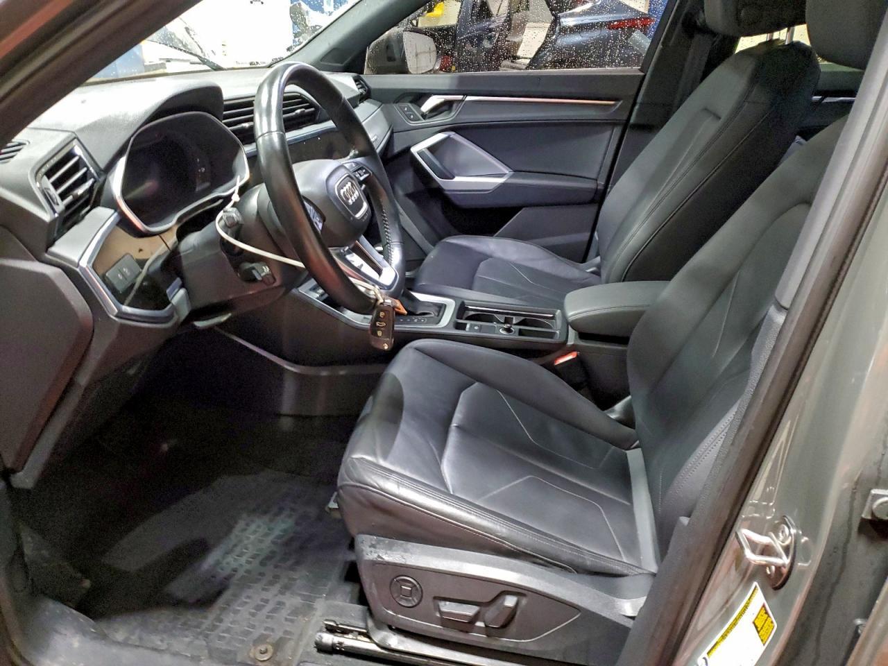 2020 Audi Q3 Premium Plus - Фото 7