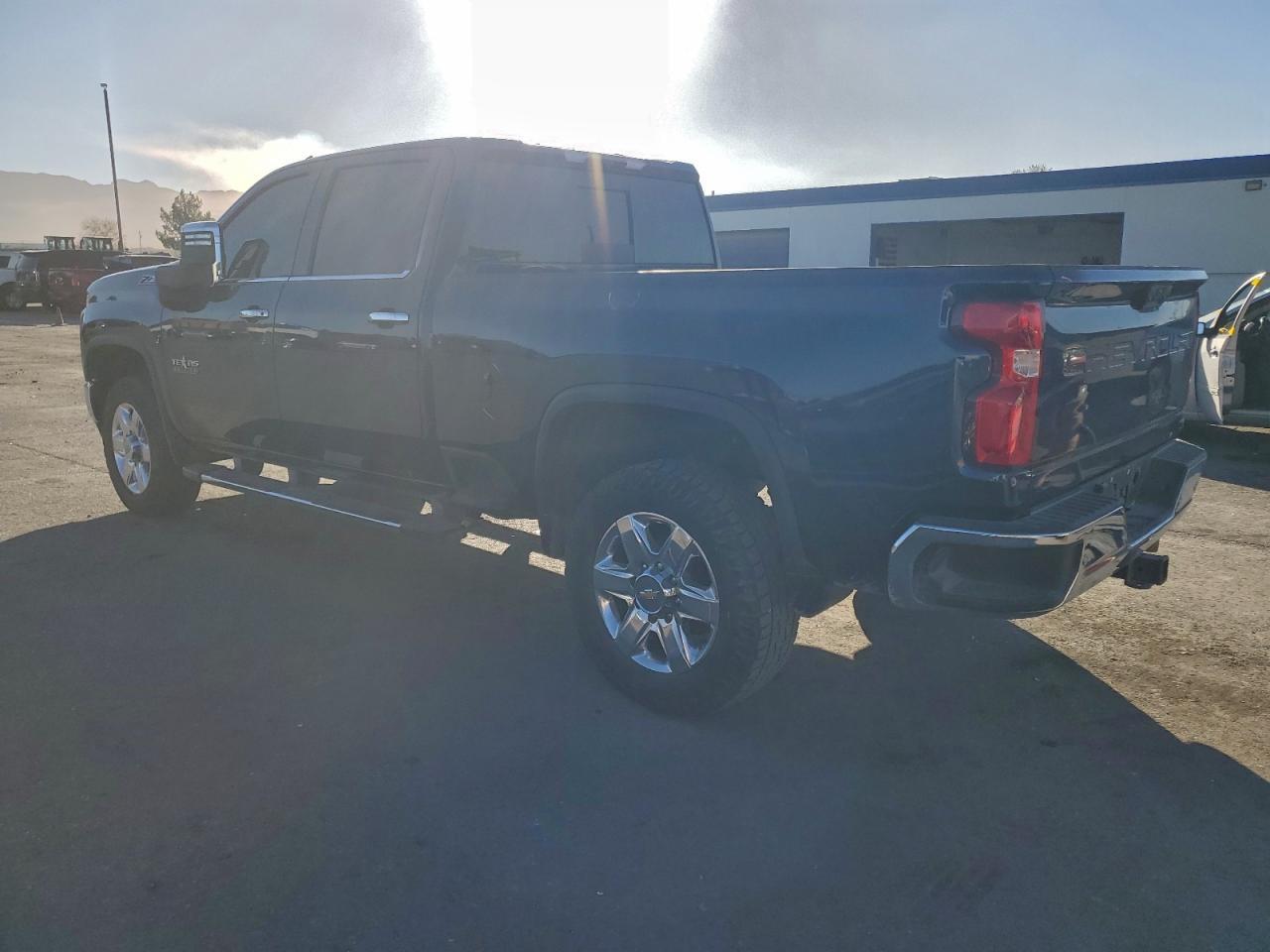 2022 Chev Silverado K2500 Heavy Duty Ltz - Фото 2
